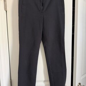 Talbots Newport navy blue capris sz8